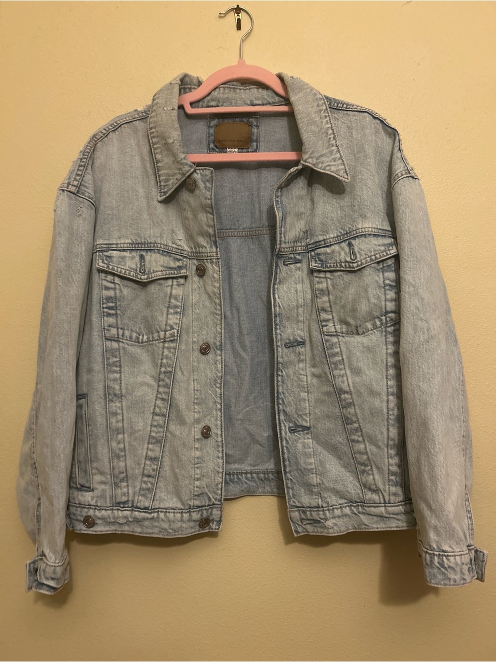 Light Wash Denim Jacket - Classic Trucker Style Oversized - American Eagle  M
